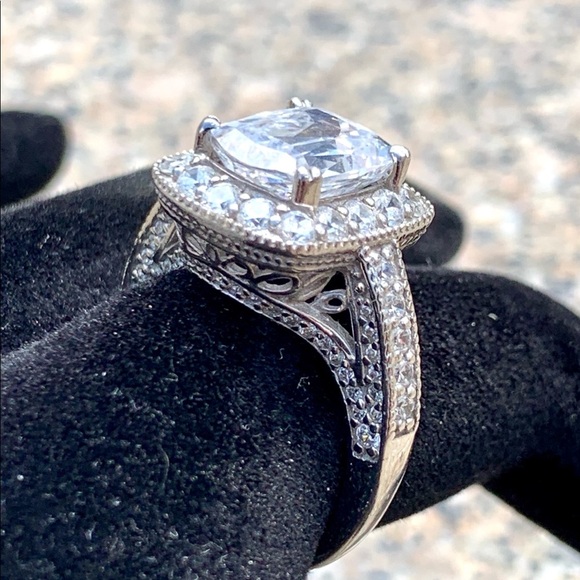 🔥🔥NBW VICTORIA WIECK STERLING SILVER RING🔥🔥 - Picture 2 of 8